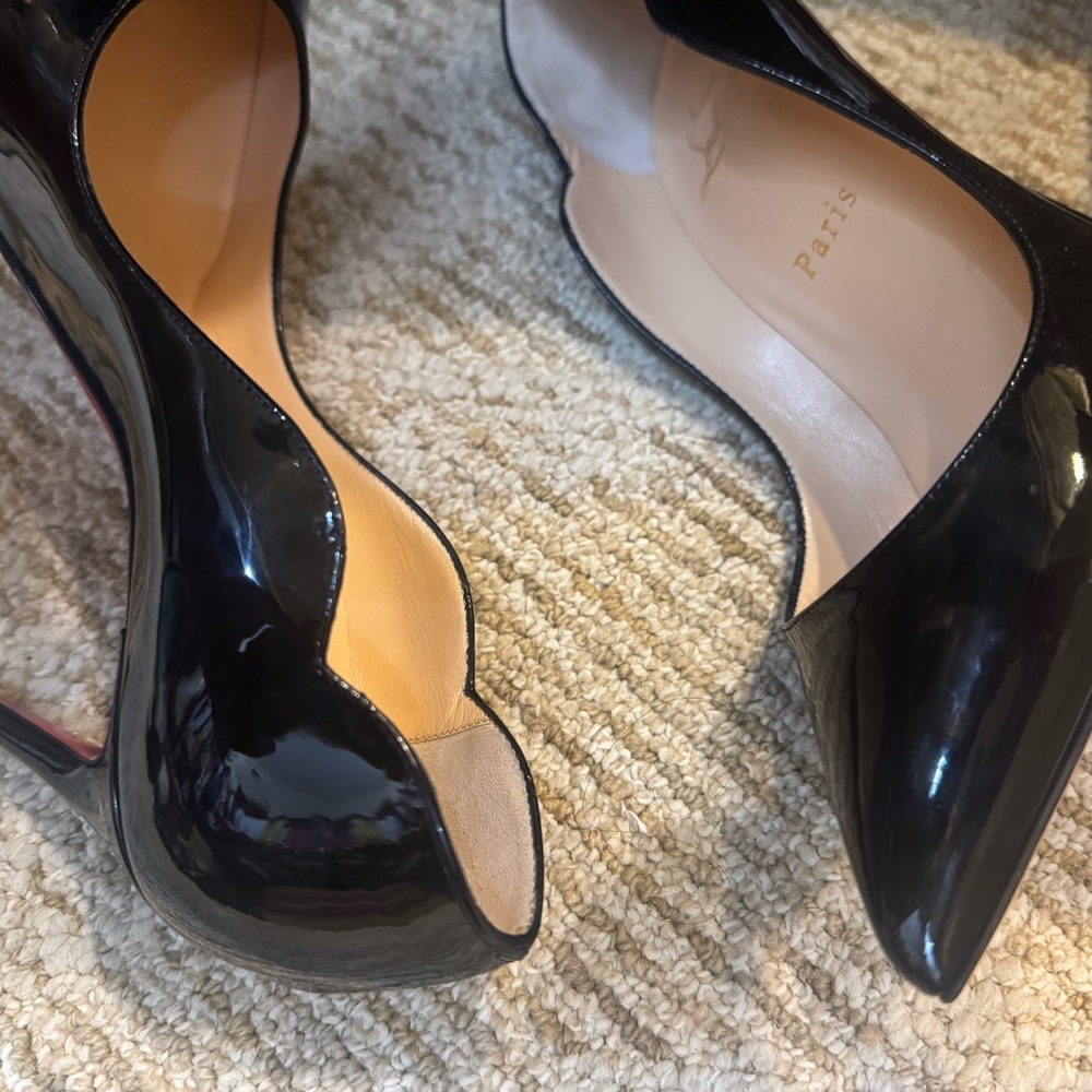 Christian Louboutin Black Patent Leather Red Bottom Pumps Size 37 / US 7 NIB - Picture 11 of 11
